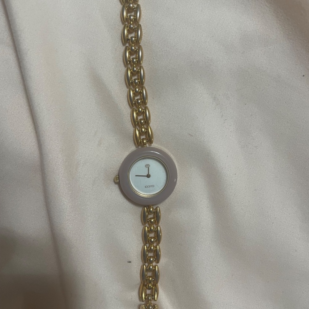 Gucci Interchangeable Bezel Watch Set - Picture 2 of 6